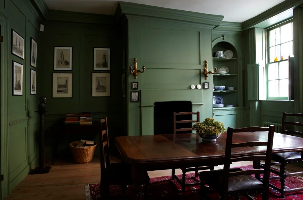 Farrow & Ball Finishes 6 Calke Green No. 34 in Flat Eggshell